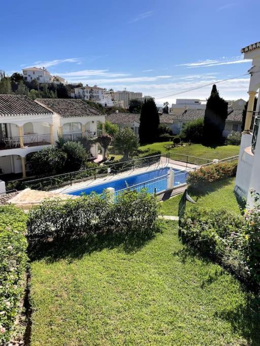 Apartmán Lux 2 Kmr App Stella Blanca Met Zwembaden Airco En Zeezicht Fuengirola Exteriér fotografie