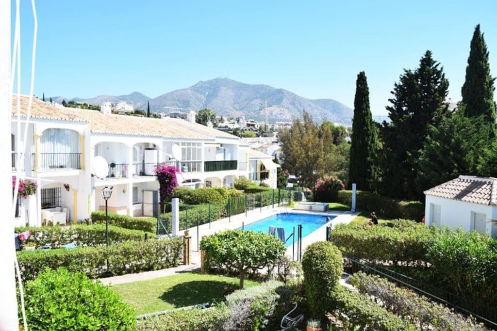 Apartmán Lux 2 Kmr App Stella Blanca Met Zwembaden Airco En Zeezicht Fuengirola Exteriér fotografie